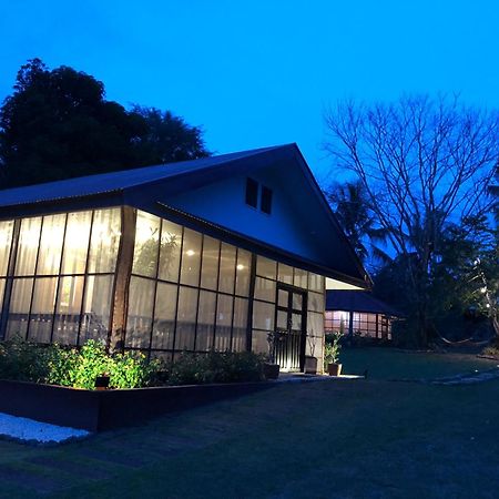 The Cabins At Lvf Puerto Princesa Екстер'єр фото