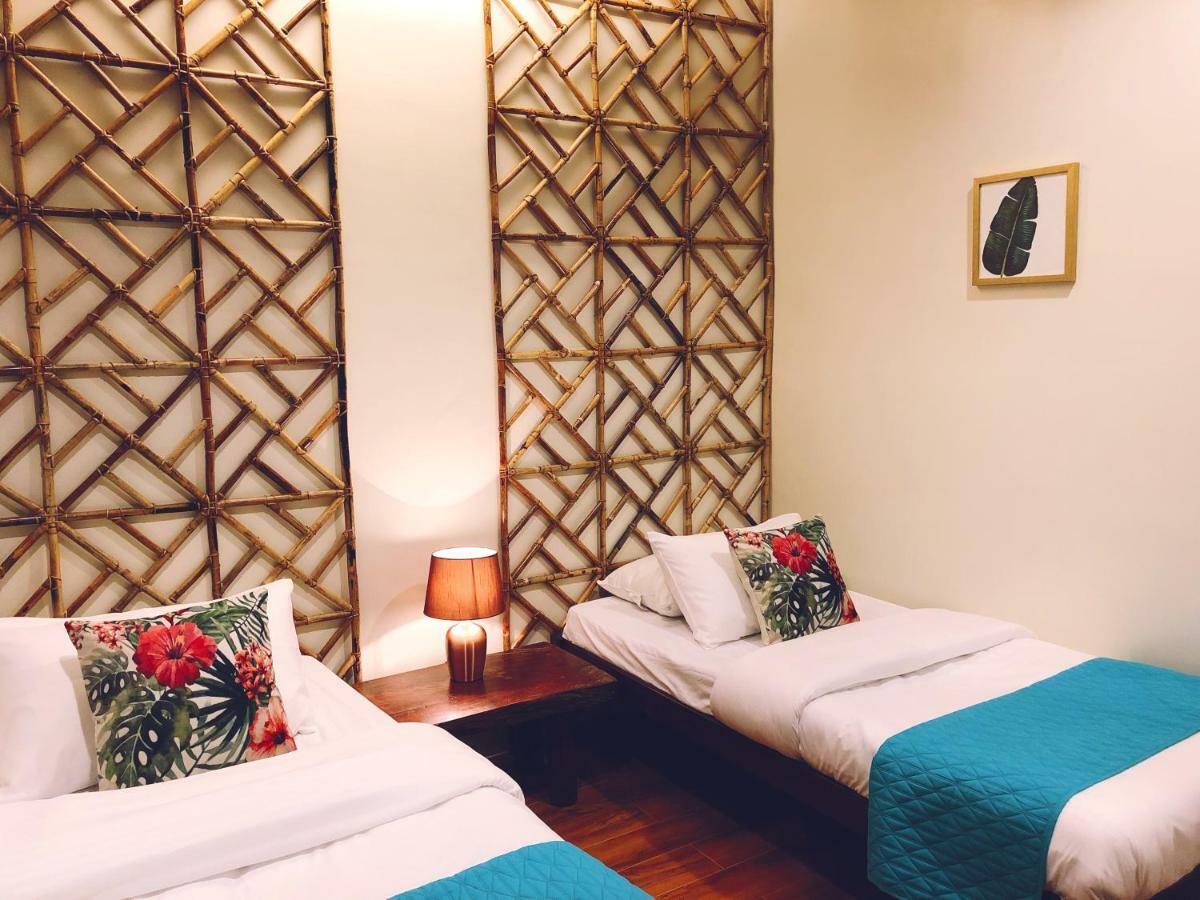The Cabins At Lvf Puerto Princesa Екстер'єр фото